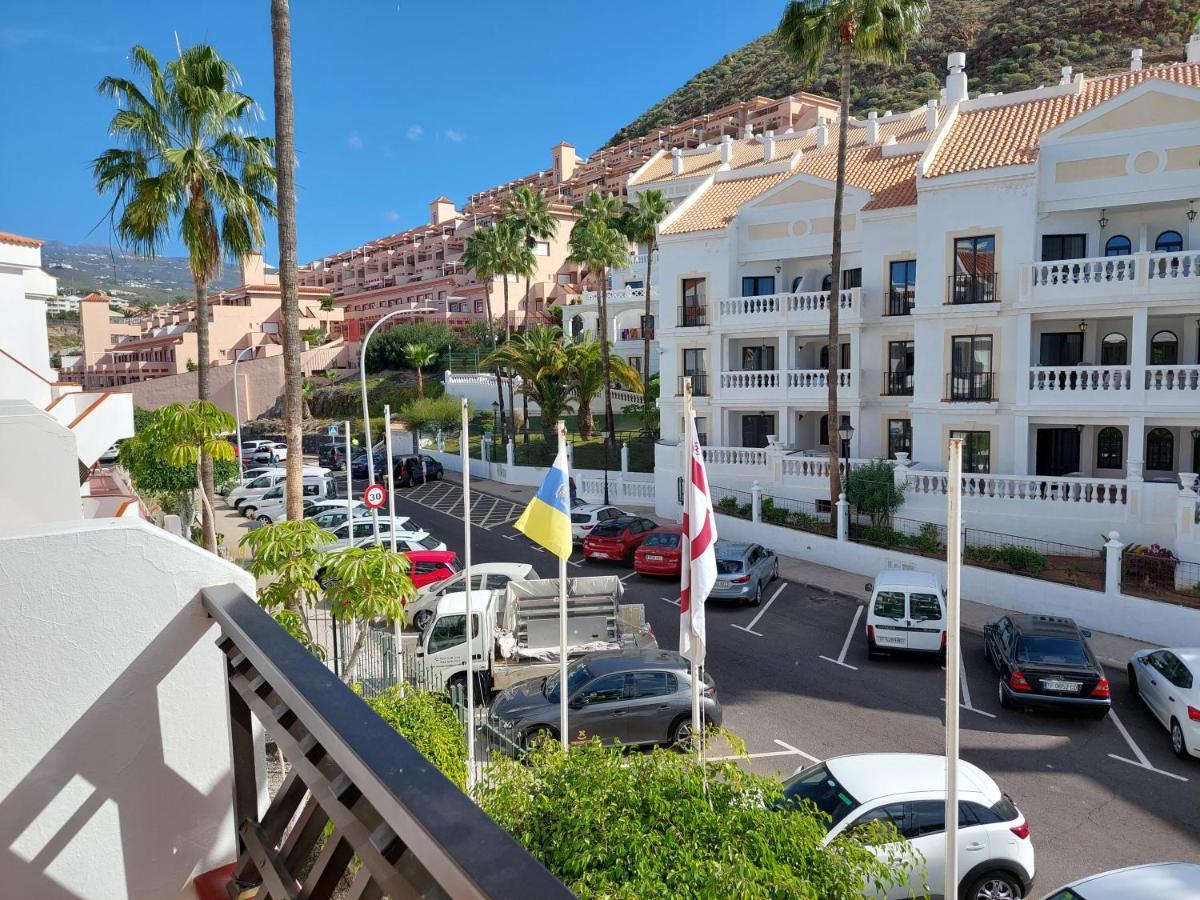 Greatly Located Apartment With Heated Pool, Los Cristianos ลอส กริสเตียนอส ภายนอก รูปภาพ