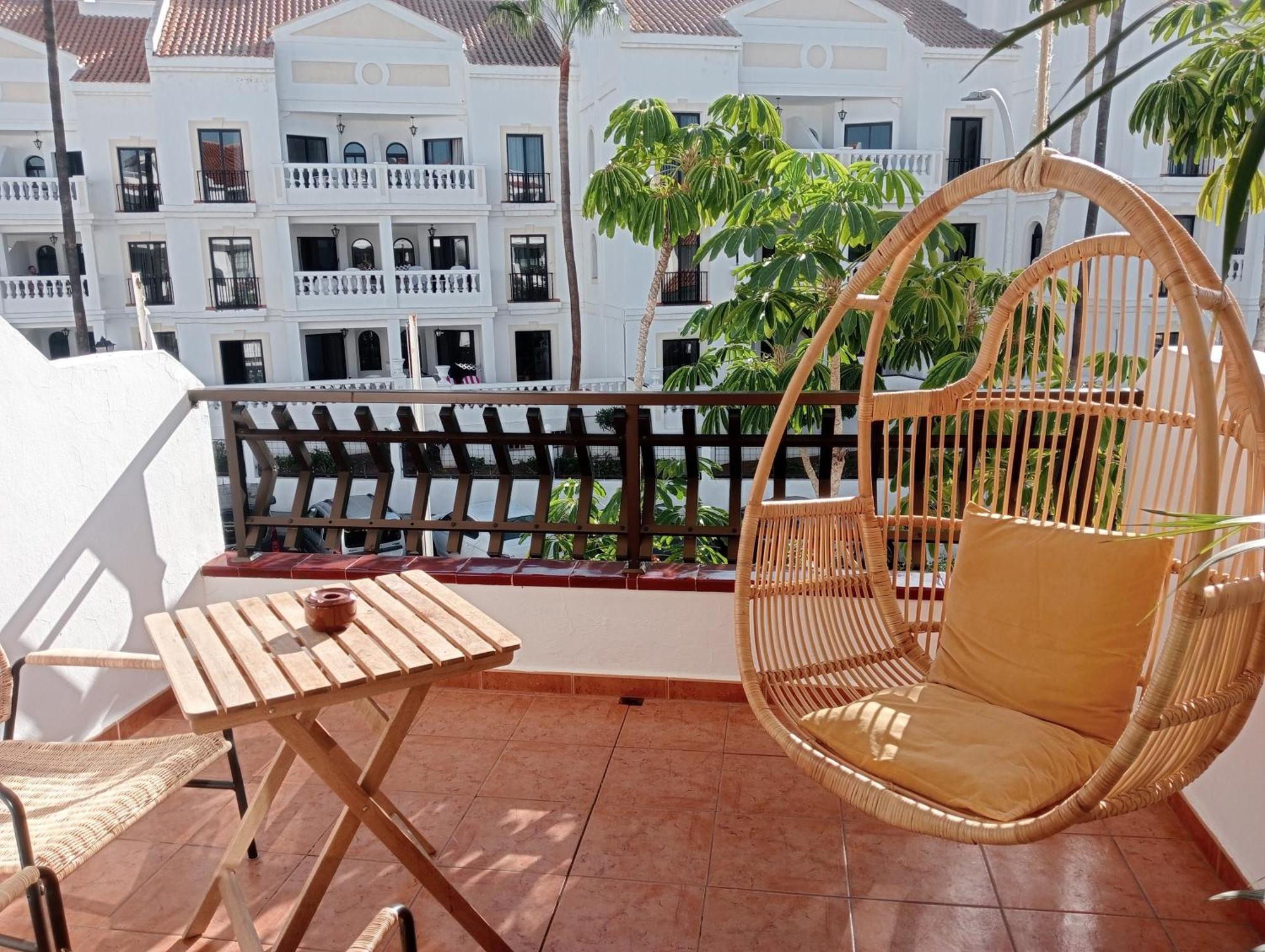 Greatly Located Apartment With Heated Pool, Los Cristianos ลอส กริสเตียนอส ภายนอก รูปภาพ