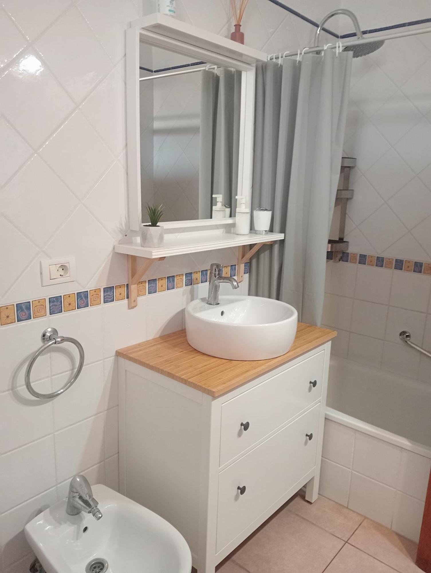 Greatly Located Apartment With Heated Pool, Los Cristianos ลอส กริสเตียนอส ภายนอก รูปภาพ